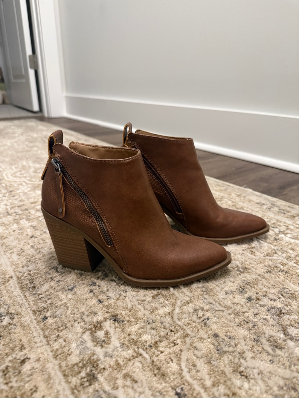 Universal Thread Cognac Brown Women's Ankle Booties with Block Heel